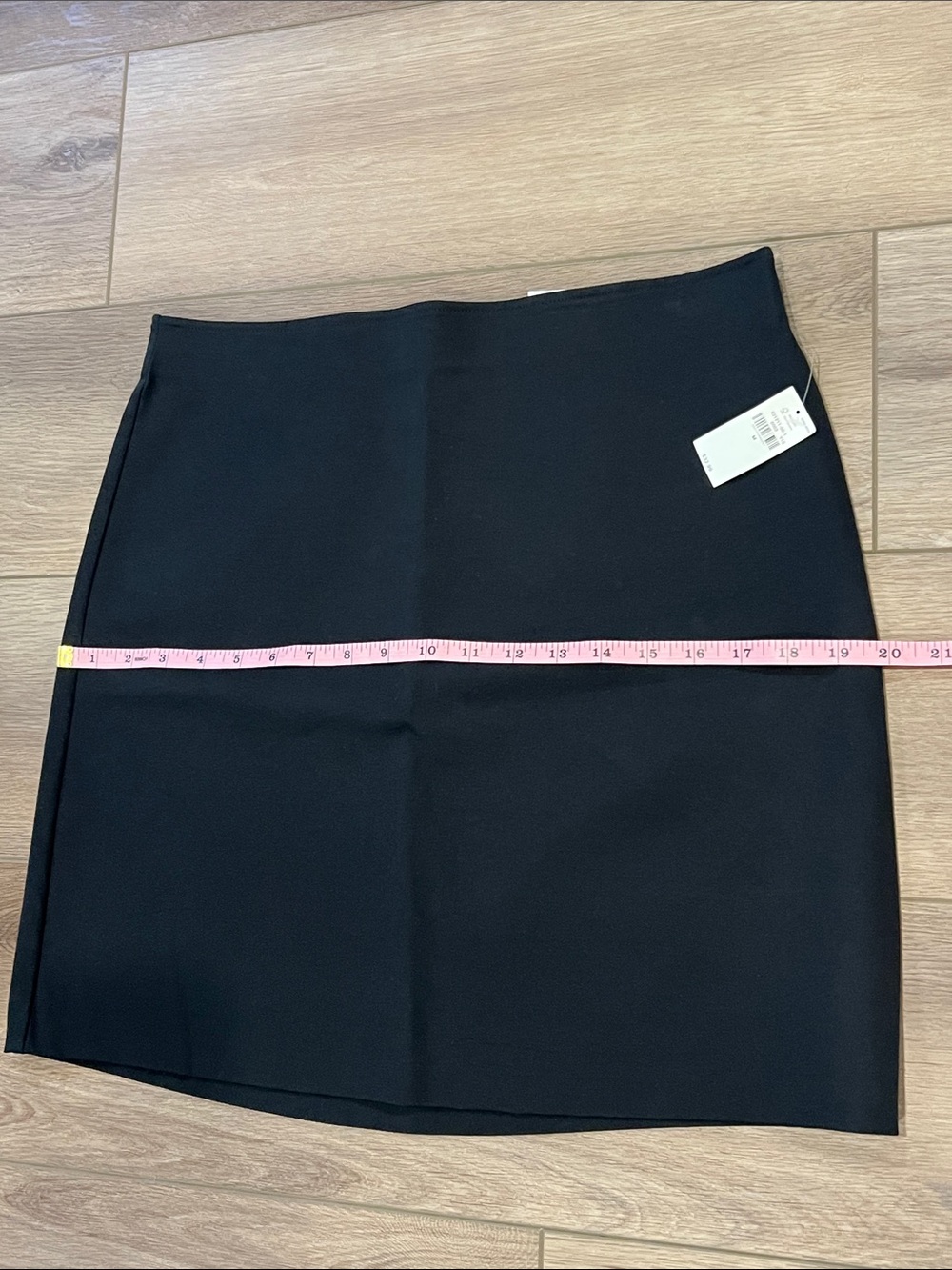 NWT Old Navy Black Pixie Skirt Size Medium Pull-on Elastic Waistband - Picture 6 of 12